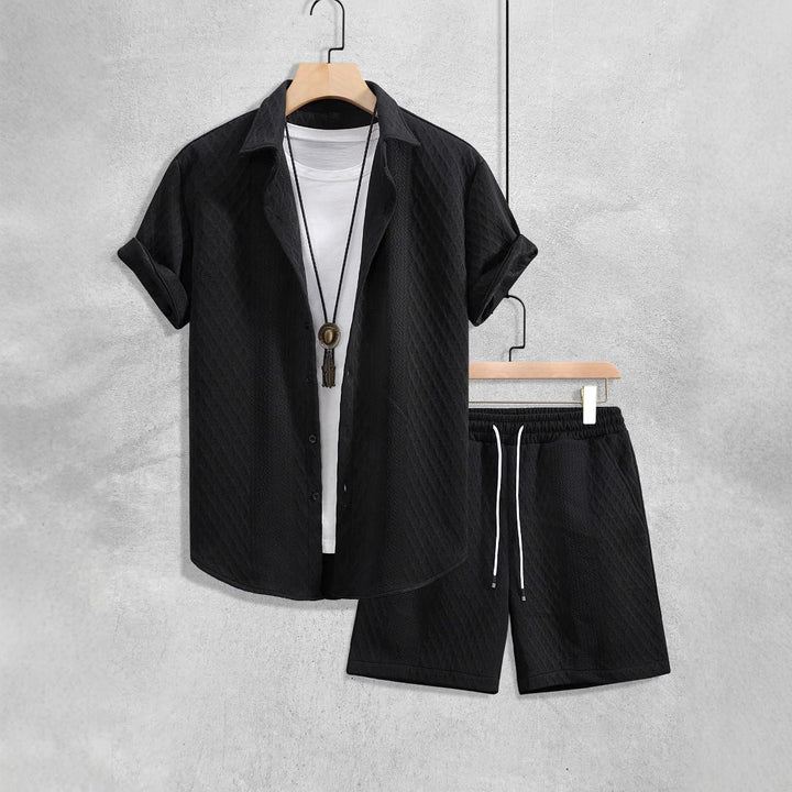 Casual_Textured_Knit_Cruise_Set_with_Drawstring_Shorts_for_Men_2