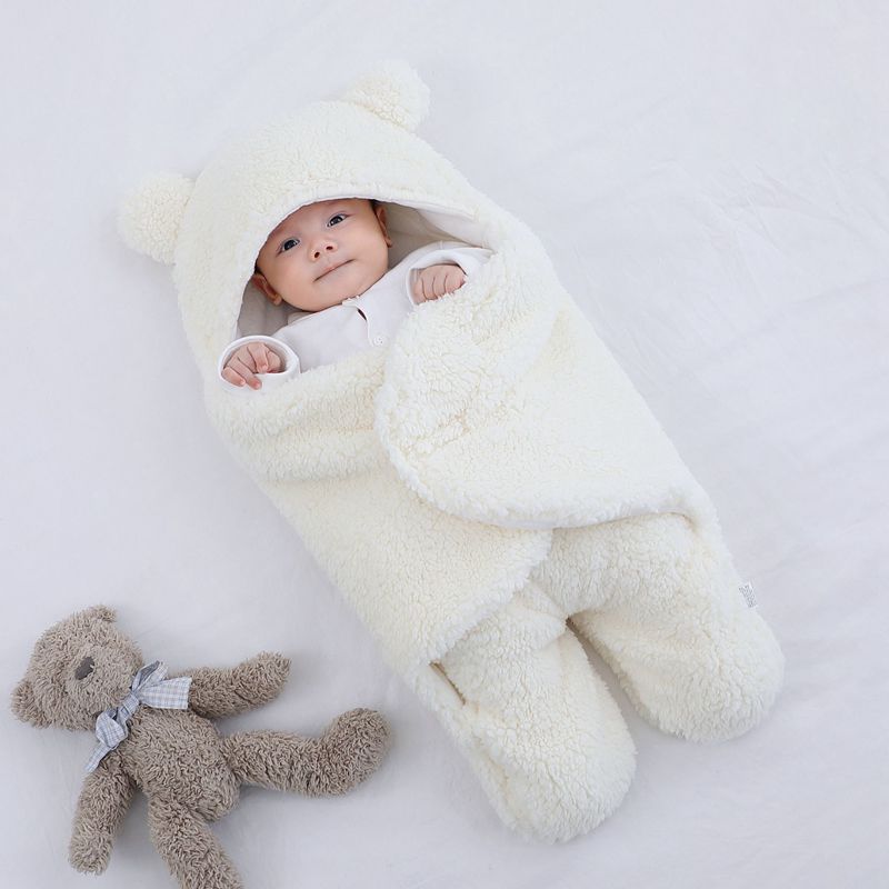Comfortable Swaddling Cloth for Babies – Soft and Warm for Newborn Security 3