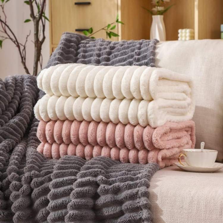 Cuddly Plush Fur Blanket – Light Warm and Elegant Comfort 6