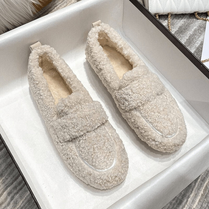 Elegant Winter Slippers – Cozy Warmth and Pure Comfort 8