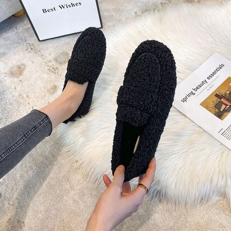 Elegant Winter Slippers – Cozy Warmth and Pure Comfort 9