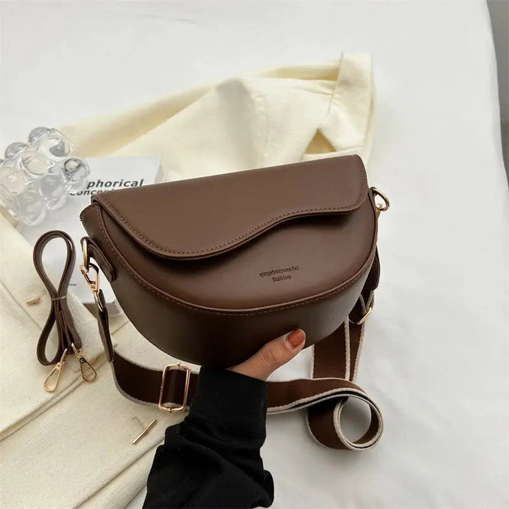Fashionable Ladies Shoulder Bag – Compact Elegant and Perfect for Every Special Occasion 2