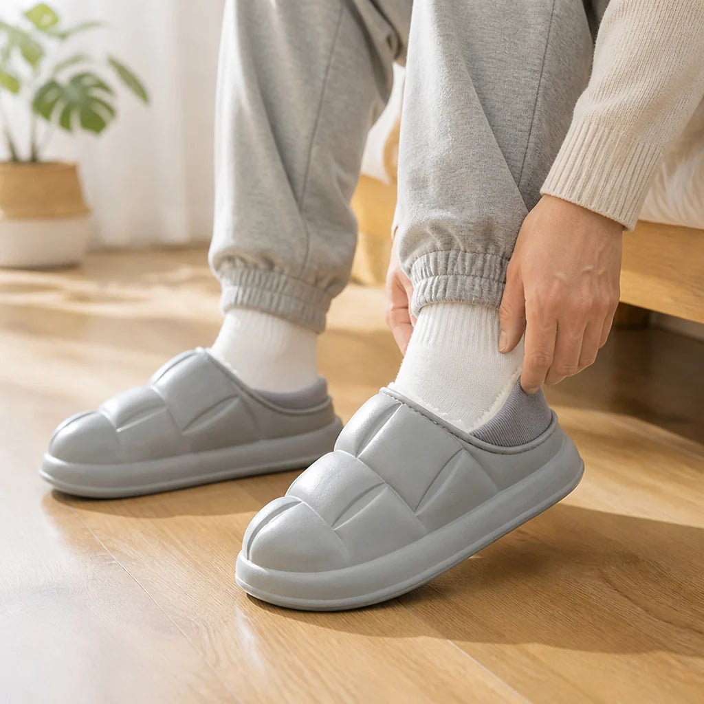 Indoor Outdoor Slippers – Warm with Removable Lining 1