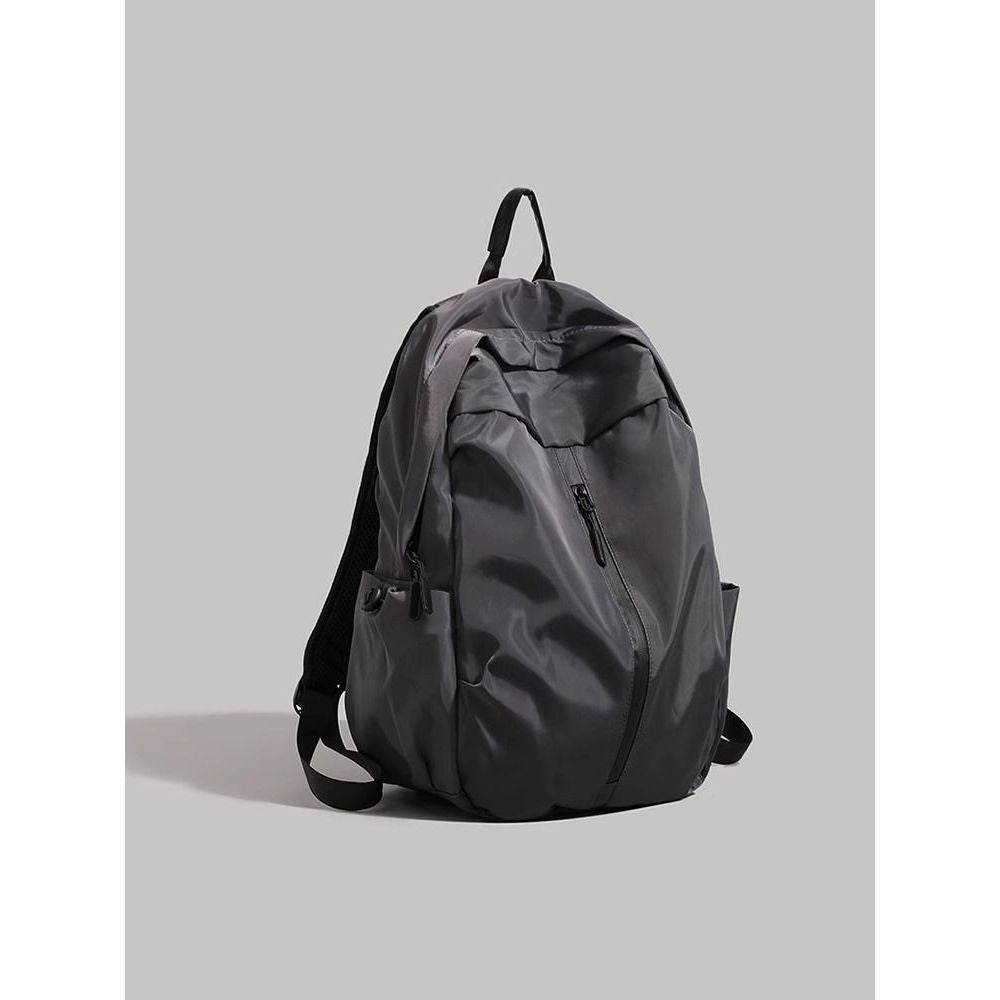 Light and Spacious Travel Backpack – Ideal Multifunction Companion for Everyday Life Work and on the Go 2