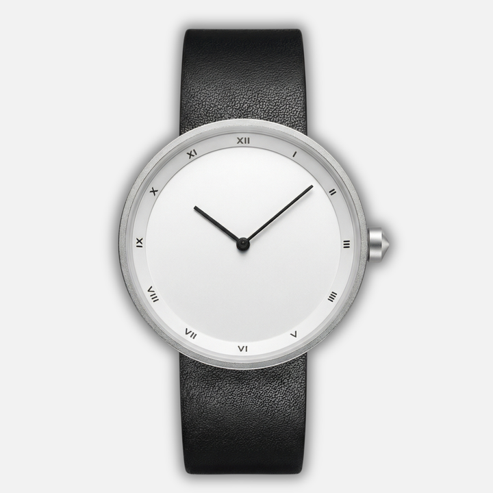 Lightweight Metal Quartz Watch with Mineral Glass for Men