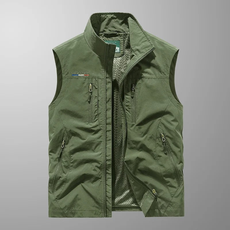 Mens_Cargo_Vest_Breathable_and_Ultra_Functional_5