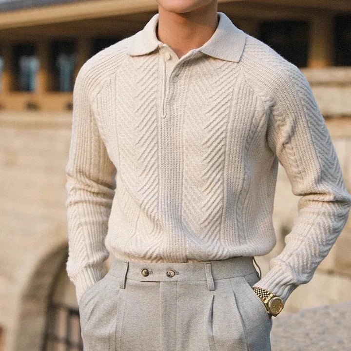 Mens_Elegant_Knitted_Polo_Shirt_Short_Sleeve_with_Structured_Look_3