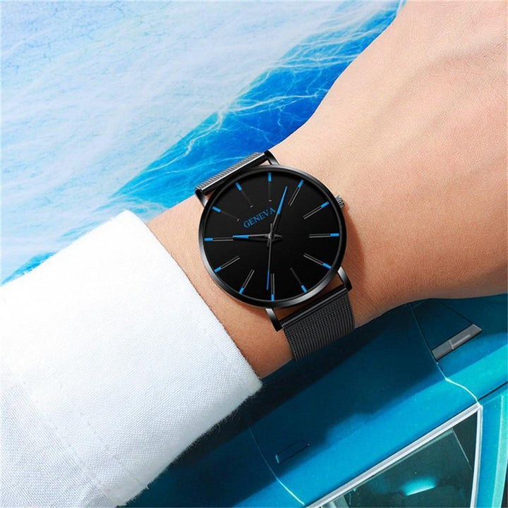 Men's Minimalist Watch – Black Dial and Clear Design 4