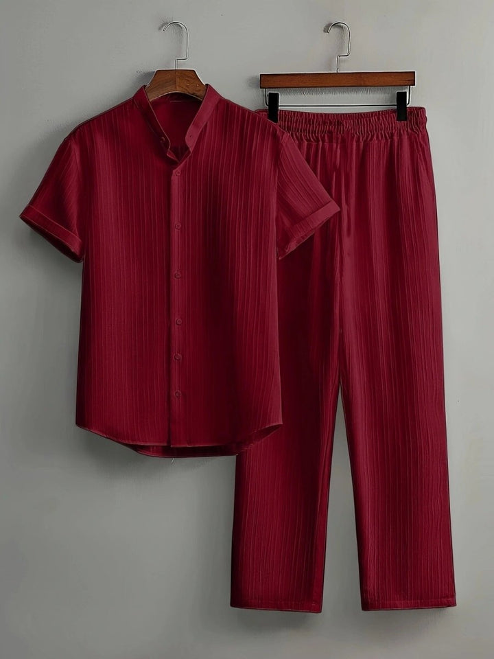 Mens_Modern_Summer_Two_Piece_Set_Short_Sleeve_Top_with_Relaxed_Fit_3