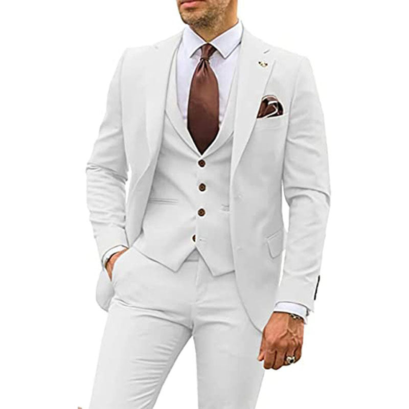 Mens_Modern_Three_piece_Suit_Slim_Fit_and_Sleek_Silhouette_1
