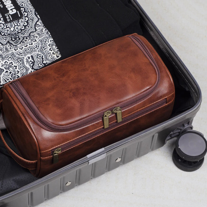 Men's Noble Leather Toiletry Bag – Three-Layer & Water-Repellent 2