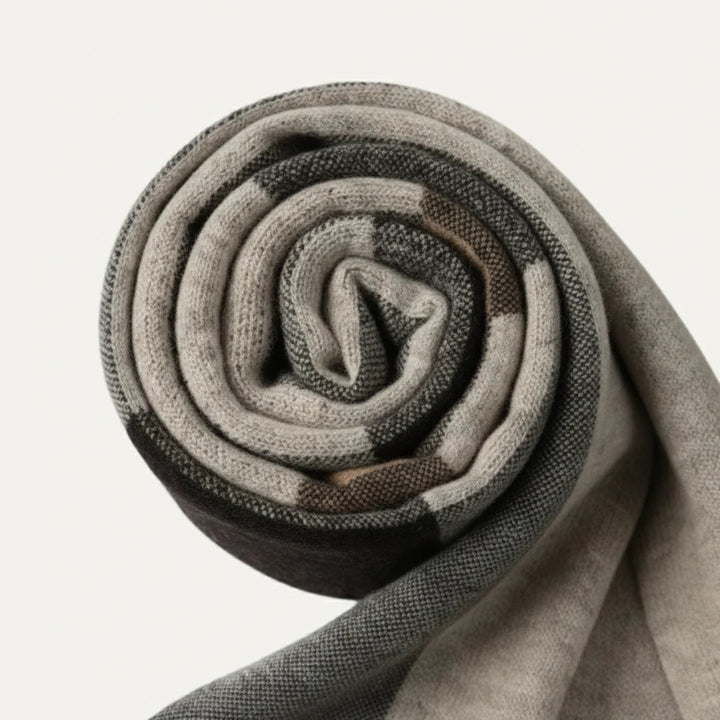 Men's Plaid Scarf Made of Knitted Wool Blend – Extra Long for Warm Winter Days 15