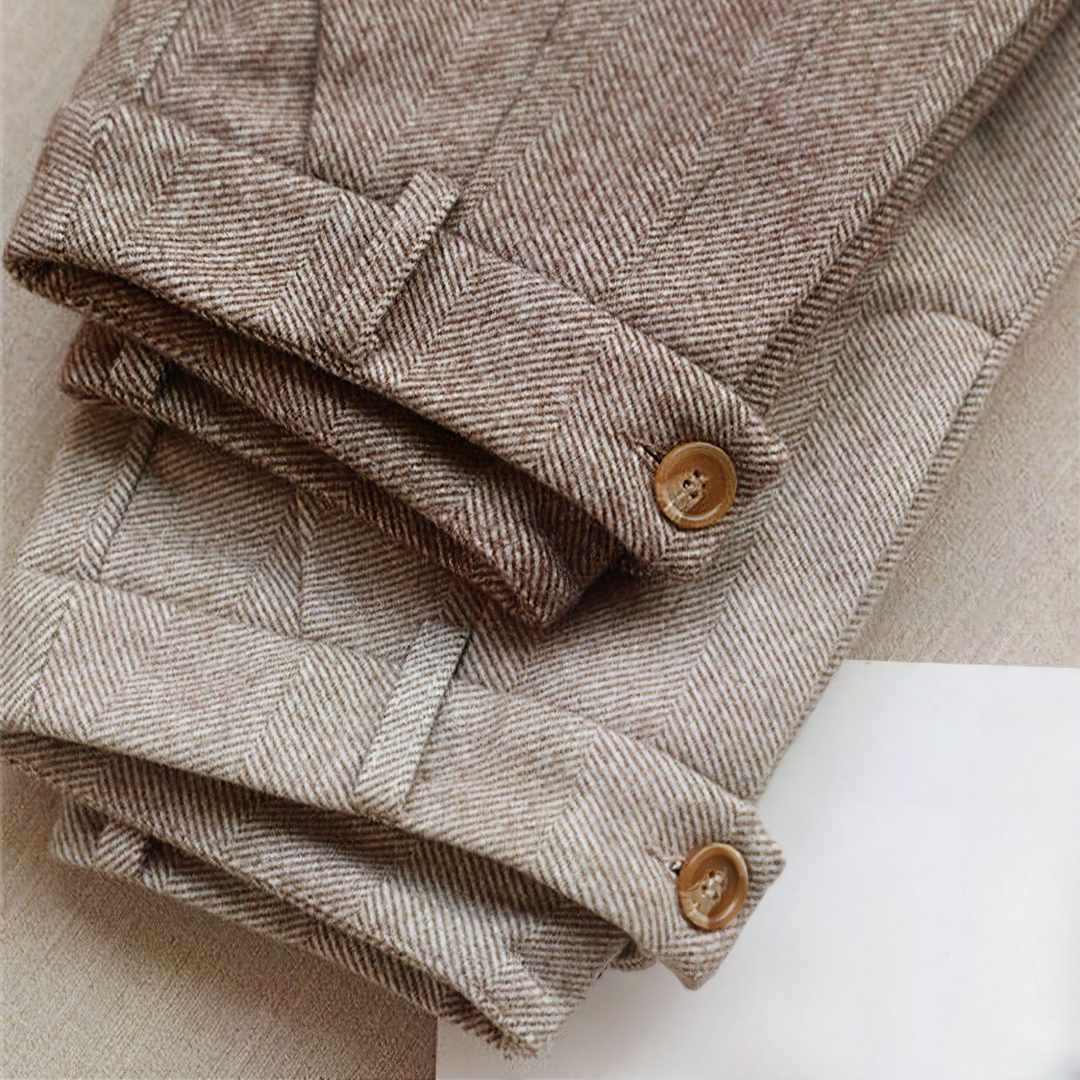 Mens_Relaxed_Pants_Structured_for_Everyday_Wear_3