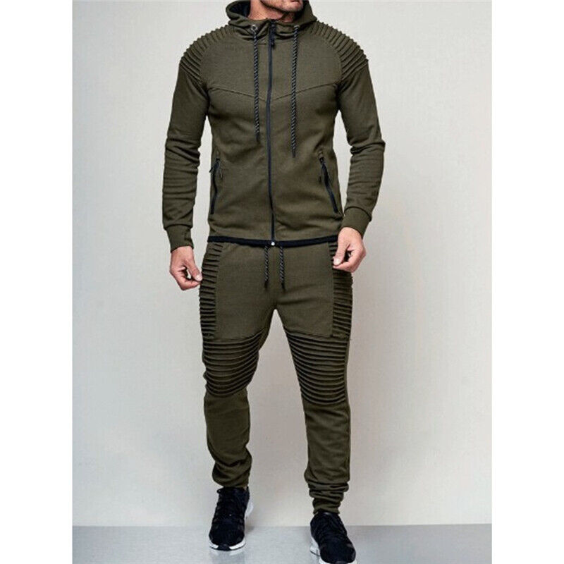 Mens_Streetwear_Tracksuit_Set_Sporty_and_Comfortable_4