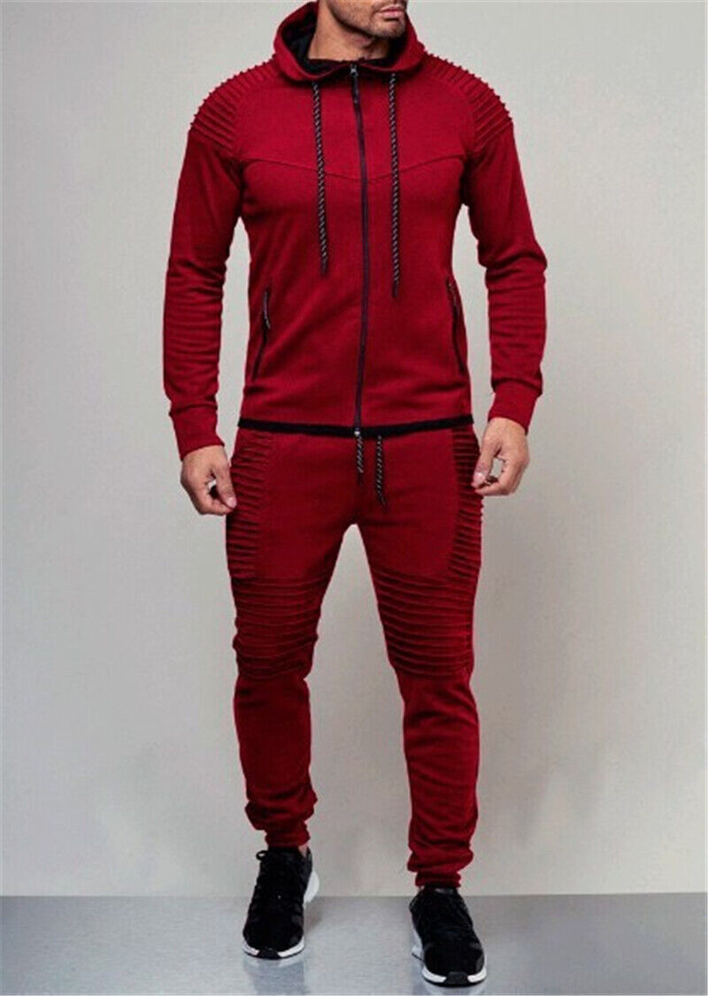 Mens_Streetwear_Tracksuit_Set_Sporty_and_Comfortable_6