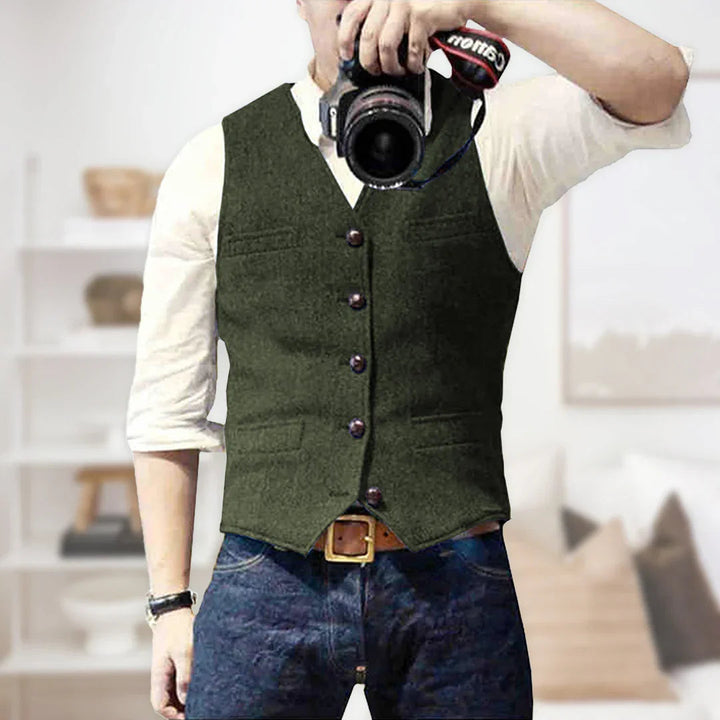Mens_Tailored_Vest_Classic_Form_Fitting_Style_5