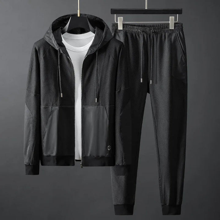 Mens_Tracksuit_Set_Comfortable_and_Adaptable_with_Hood_2