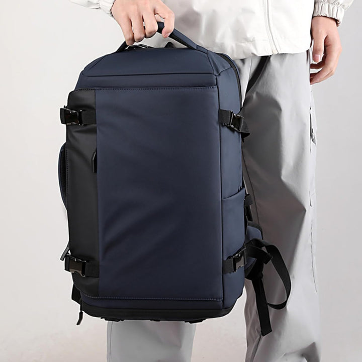 Men's Waterproof Backpack – 38.1 cm Laptop Compartment with Side Opening and USB-C 1