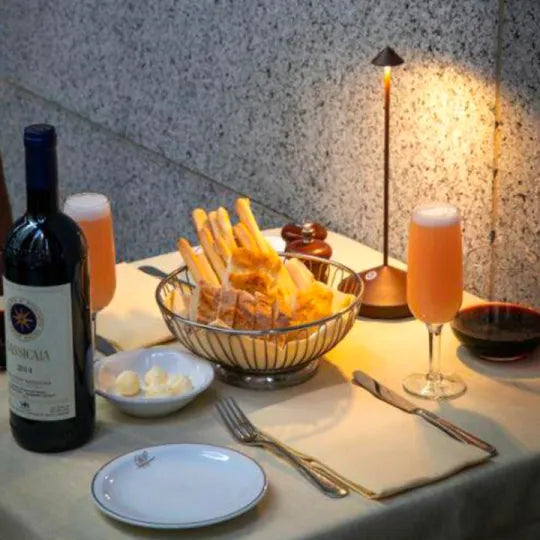 Modern Wireless LED Table Lamp – Dimmable Battery-Powered for Indoor & Outdoor Settings 16