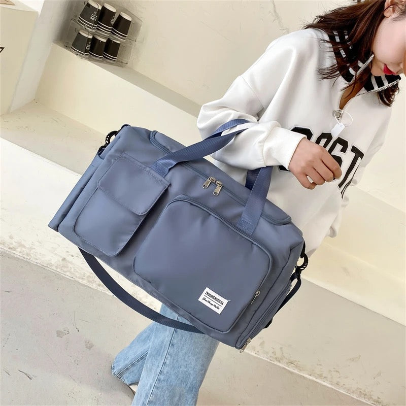 Multifunctional Travel Bag – Separate Shoe Compartment 4