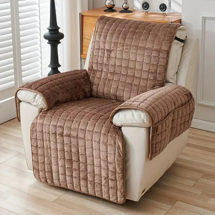 Quilted Armchair Cover – With Side Pocket for Remote Control 3