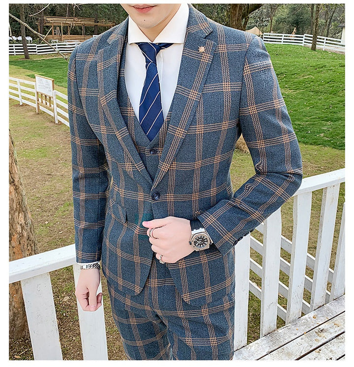 Regular_Fit_Wool_Mix_Suit_Three_Piece_for_Men_copy_13
