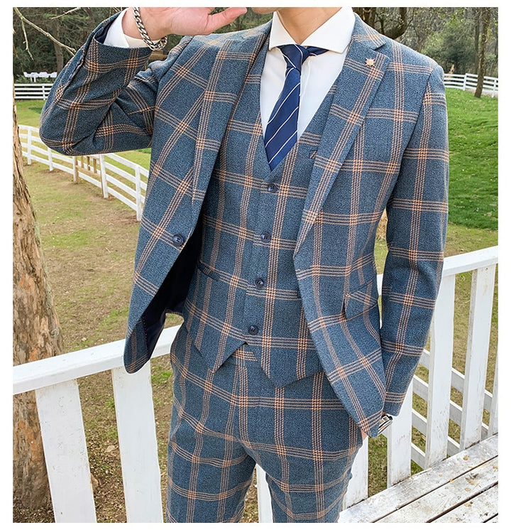 Regular_Fit_Wool_Mix_Suit_Three_Piece_for_Men_copy_19