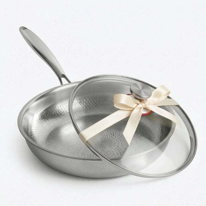 Titanium Frying Pan – With Hammered Base Structure for Less Oil and Including Glass Lid 1