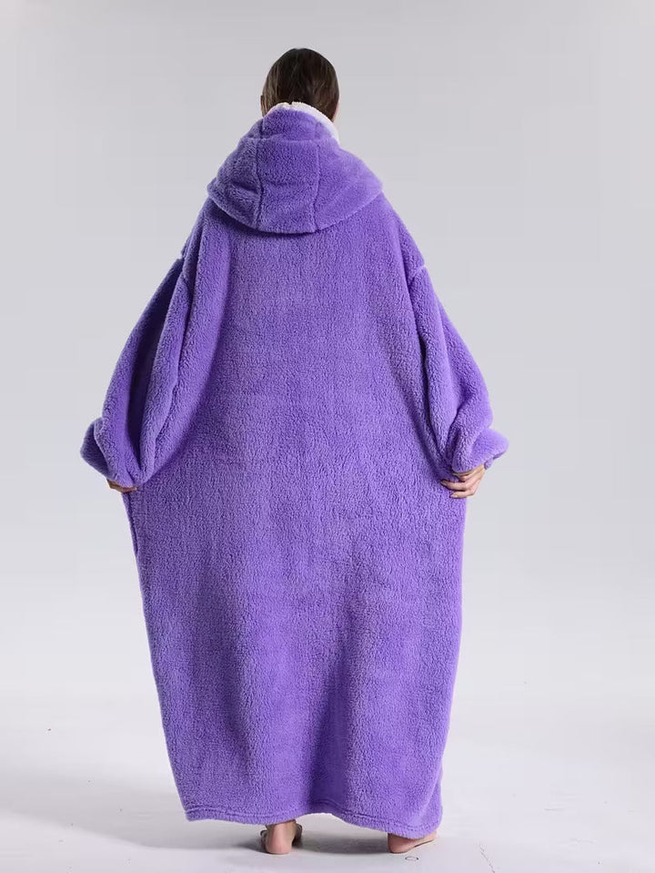 Warming Wearable Blanket Pullover – Cozy with Hood and Sleeves 8