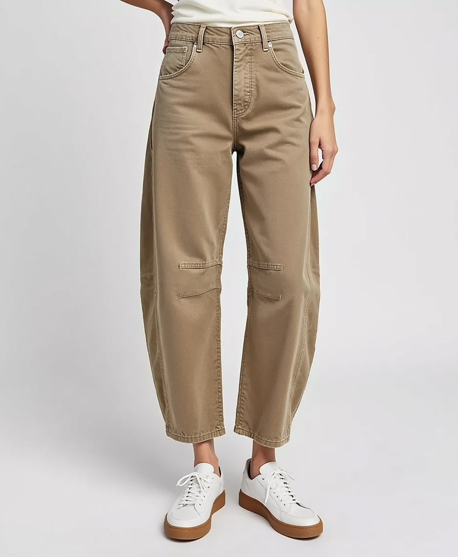 Women’s Wide-Leg Jeans with High Waist