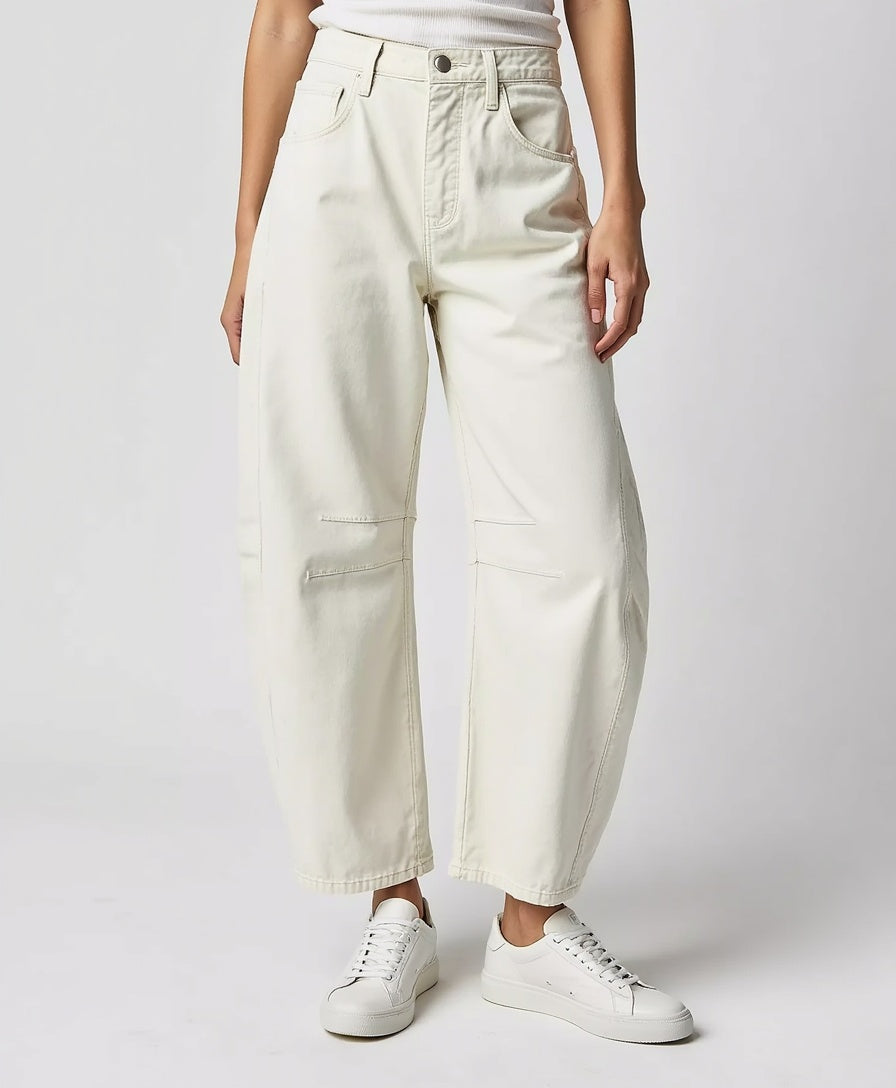 Women’s Wide-Leg Jeans with High Waist