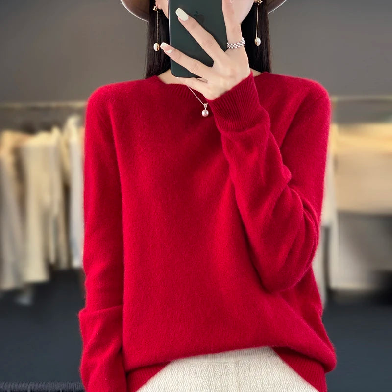 Women_s_Classic_Sweater_With_a_Comfortable_Fit_20