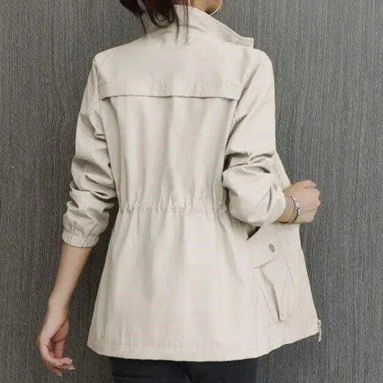 Women_s_Lightweight_Waterproof_Trench_Coat_Classic_Style_and_Belted_Waist_5