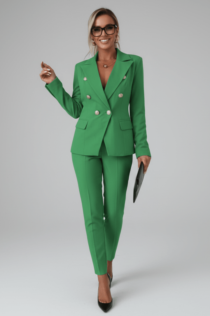 Women_s_Polished_Trouser_Suit_Structured_design_confident_look_12