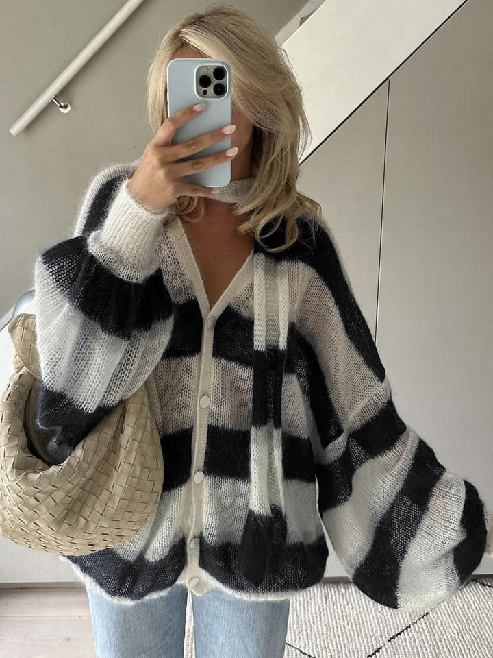 Women_s_Relaxed_Knit_Cardigan_Patterned_for_Daily_Wear_6