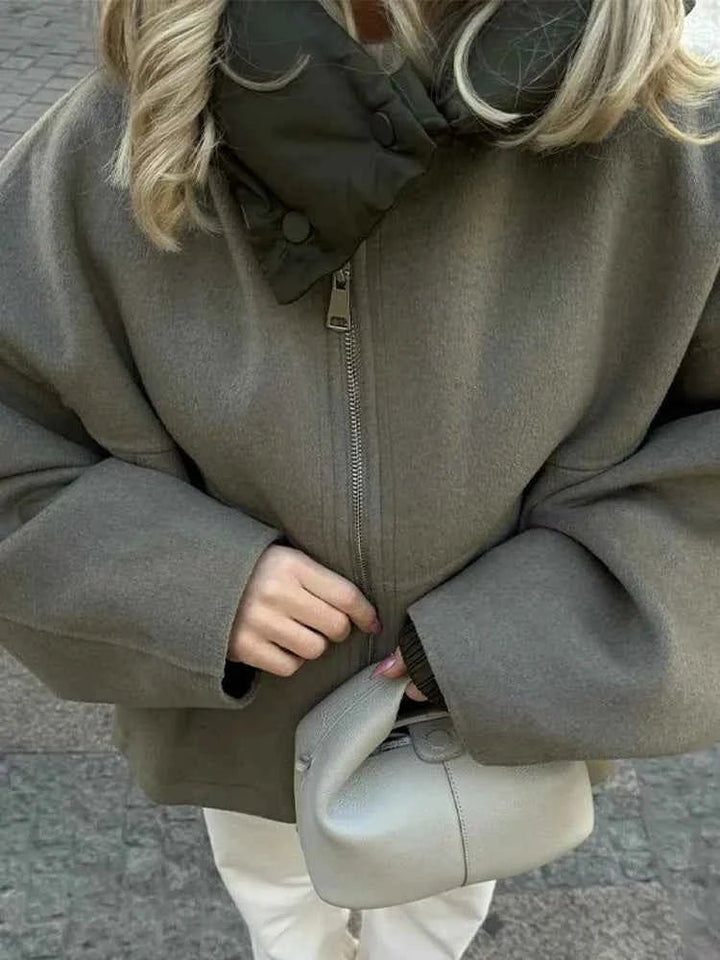 Women_s_Relaxed_Quilted_Jacket_Hooded_Comfort_3