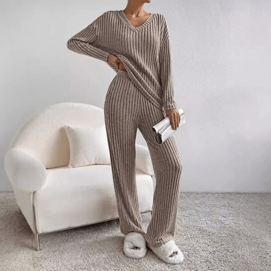 Women_s_Two_piece_Lounge_Set_Soft_Knit_with_Relaxed_Fit_14