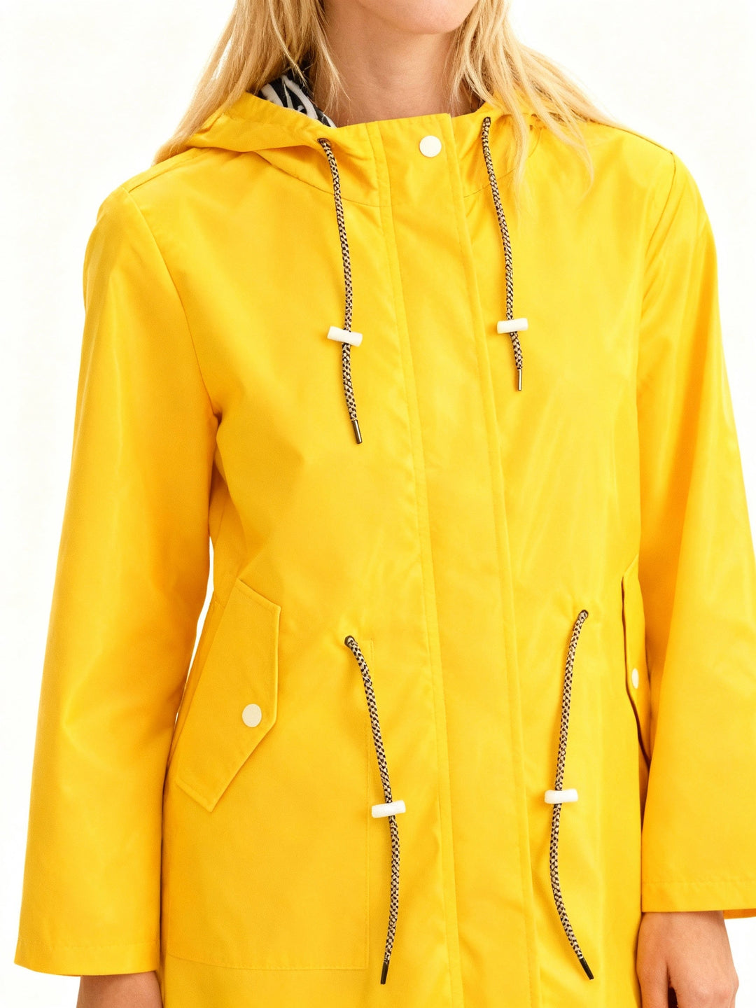 Women_s_Weatherproof_Coat_Hooded_and_Waterproof_2