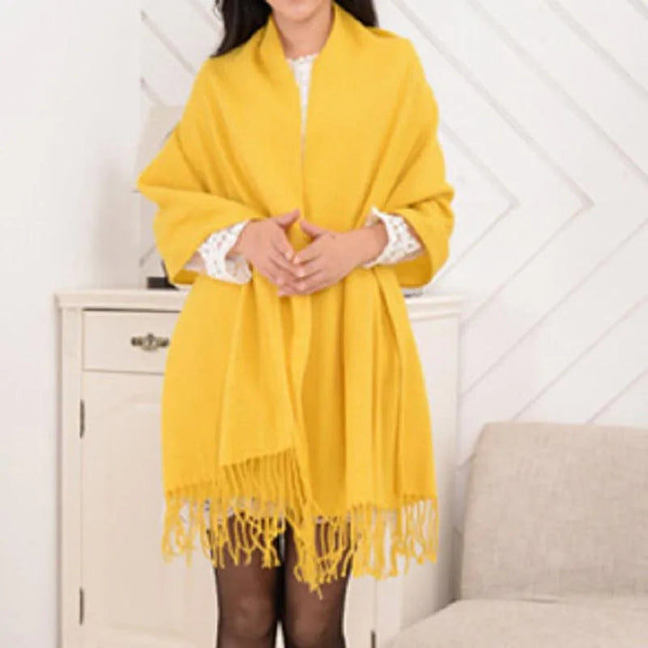 Women's Checked Scarf – Generous Format in Seven Attractive Colors 15