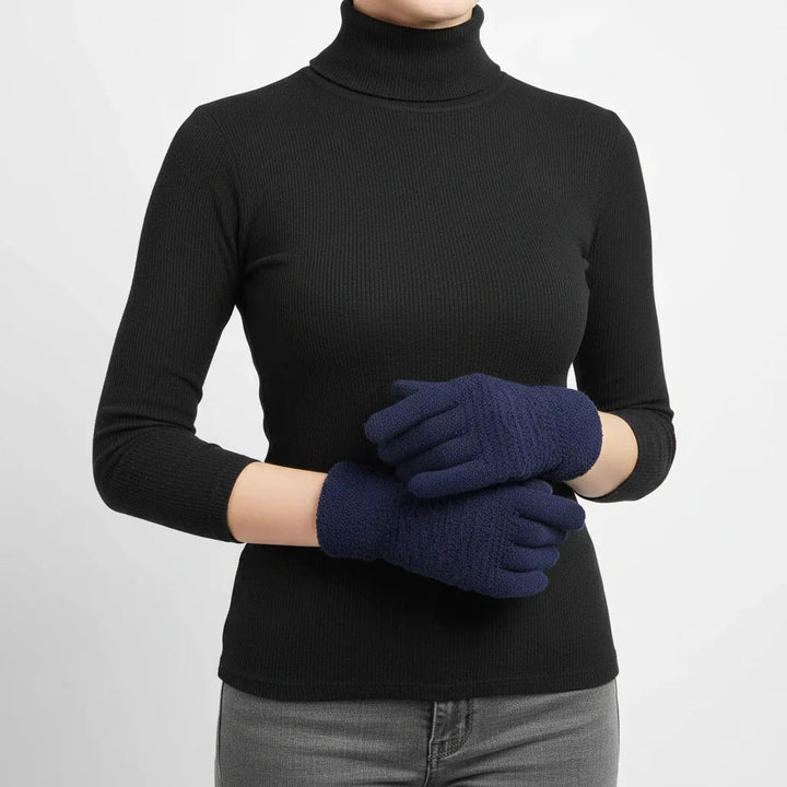 Women's Comfortable Gloves – With Touchscreen Functionality and Cable Pattern with Warm Fleece Lining 3