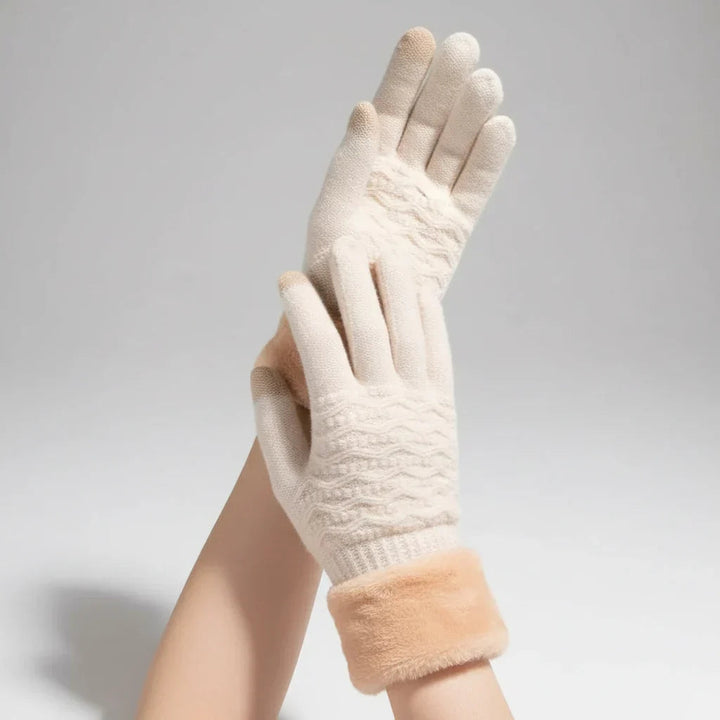 Women's Comfortable Gloves – With Touchscreen Functionality and Cable Pattern with Warm Fleece Lining 8