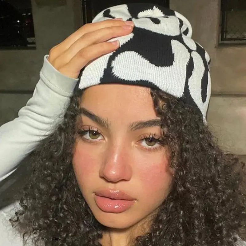 Women's Cozy Warm Knitted Hat – With Color Blocks 4