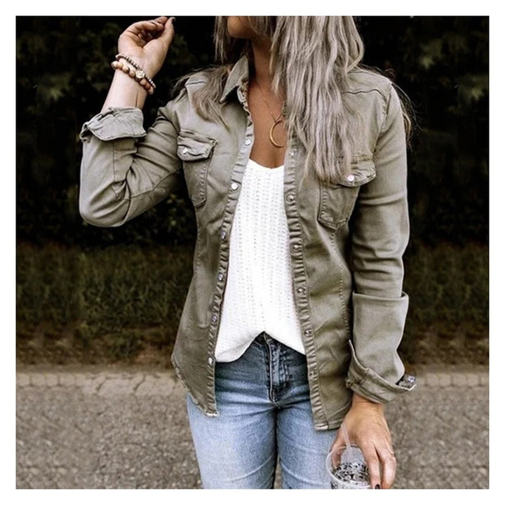 Womens_Crafted_Denim_Jacket_Reinforced_stitching_and_sturdy_hardware_2