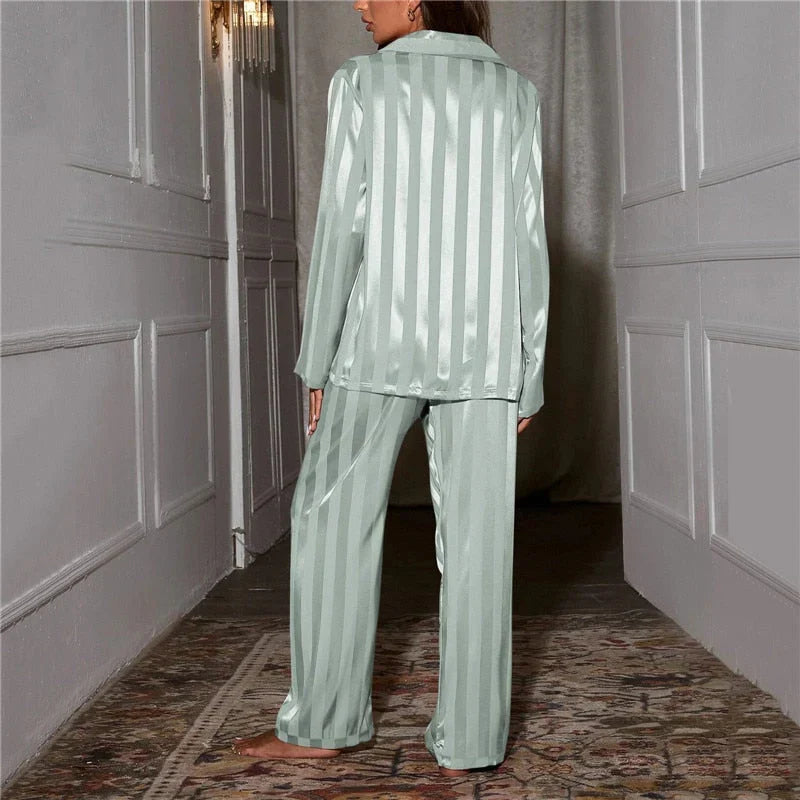 Women's Elegant Pyjama – Long-Sleeved and Silky Satin for Ultimate Pure Relaxation 10