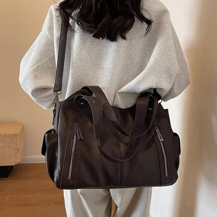 Women's Elegant Shoulder Bag – Slim Design with Striking Color Panel 5