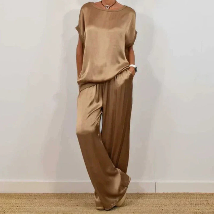 Womens_Elegant_Two_Piece_Set_With_Tie_Waist_and_Flowing_Cut_4