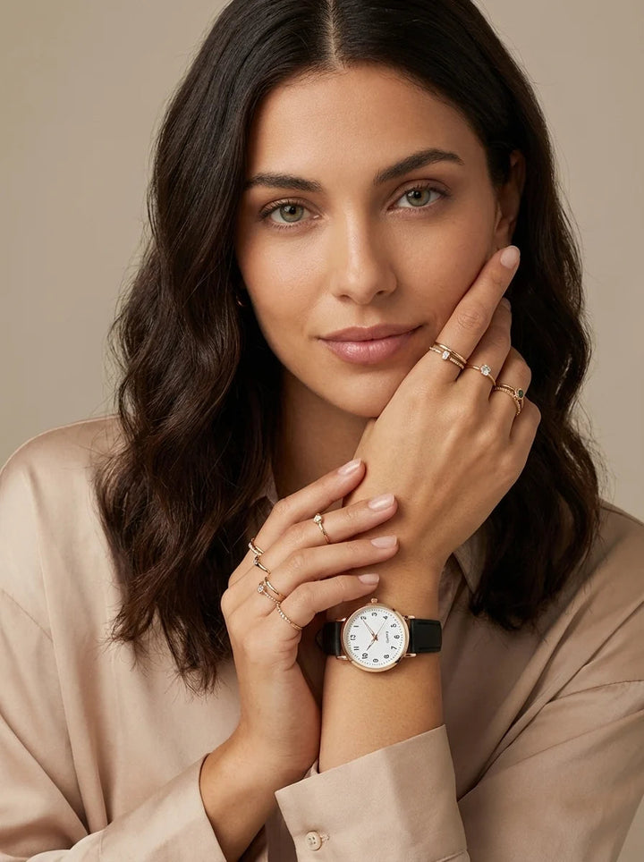 Women's Elegant Wristwatch – With a Rose Gold-Colored Case and a Soft Suede-Design Strap 6