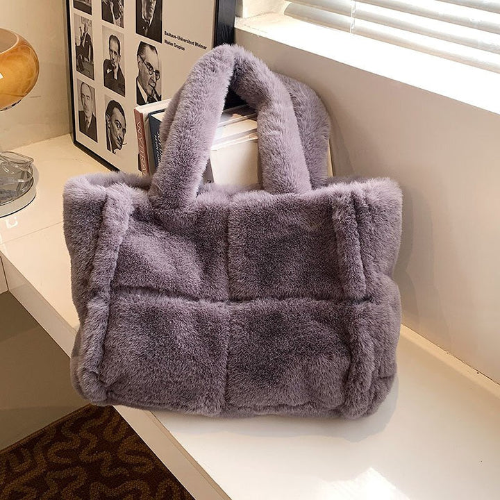 Women's Fluffy Plush Handbag – Comfortable and Wintry Ladies Carryall 15