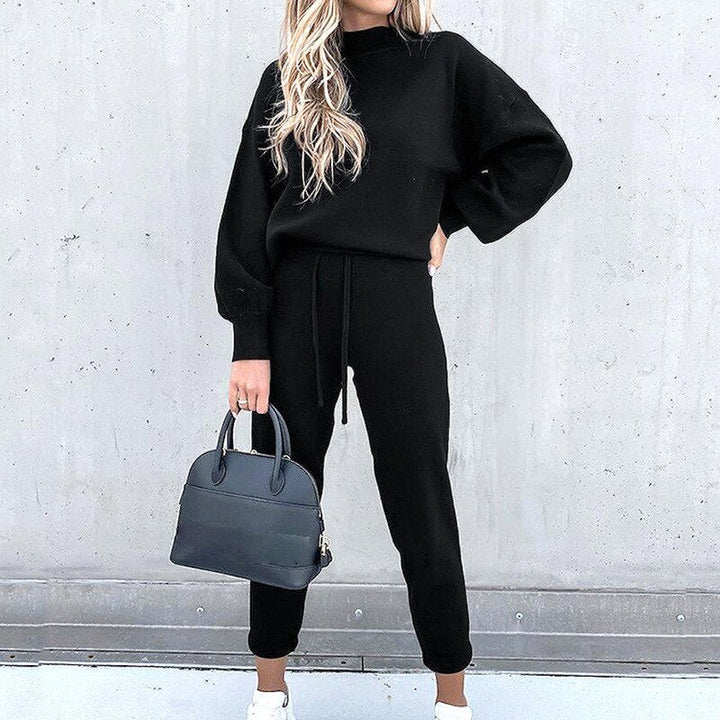 Womens_Leisure_Set_Pure_Comfort_and_Contemporary_Appeal_3