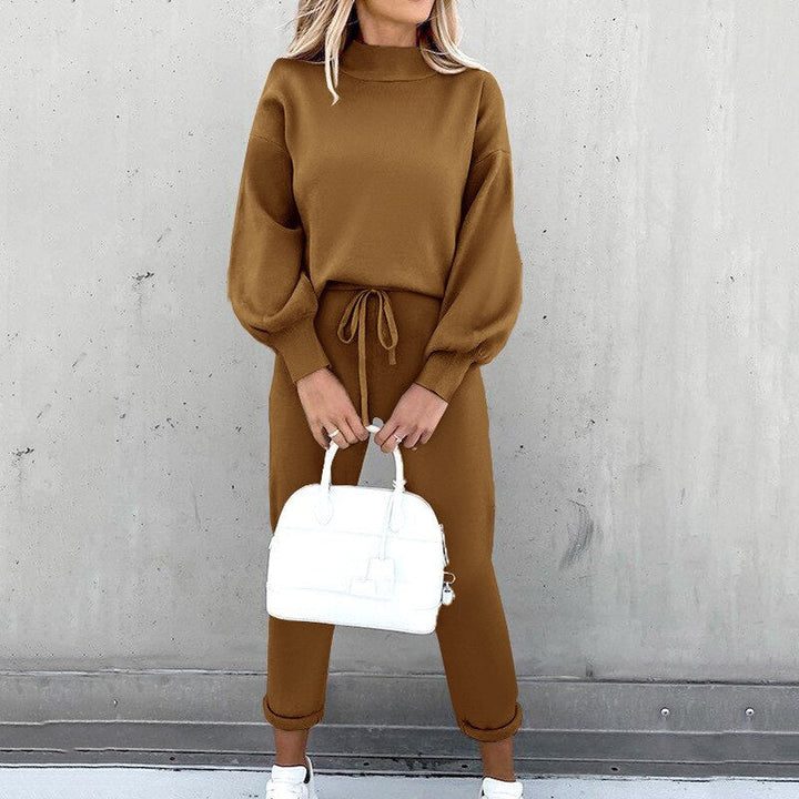 Womens_Leisure_Set_Pure_Comfort_and_Contemporary_Appeal_7